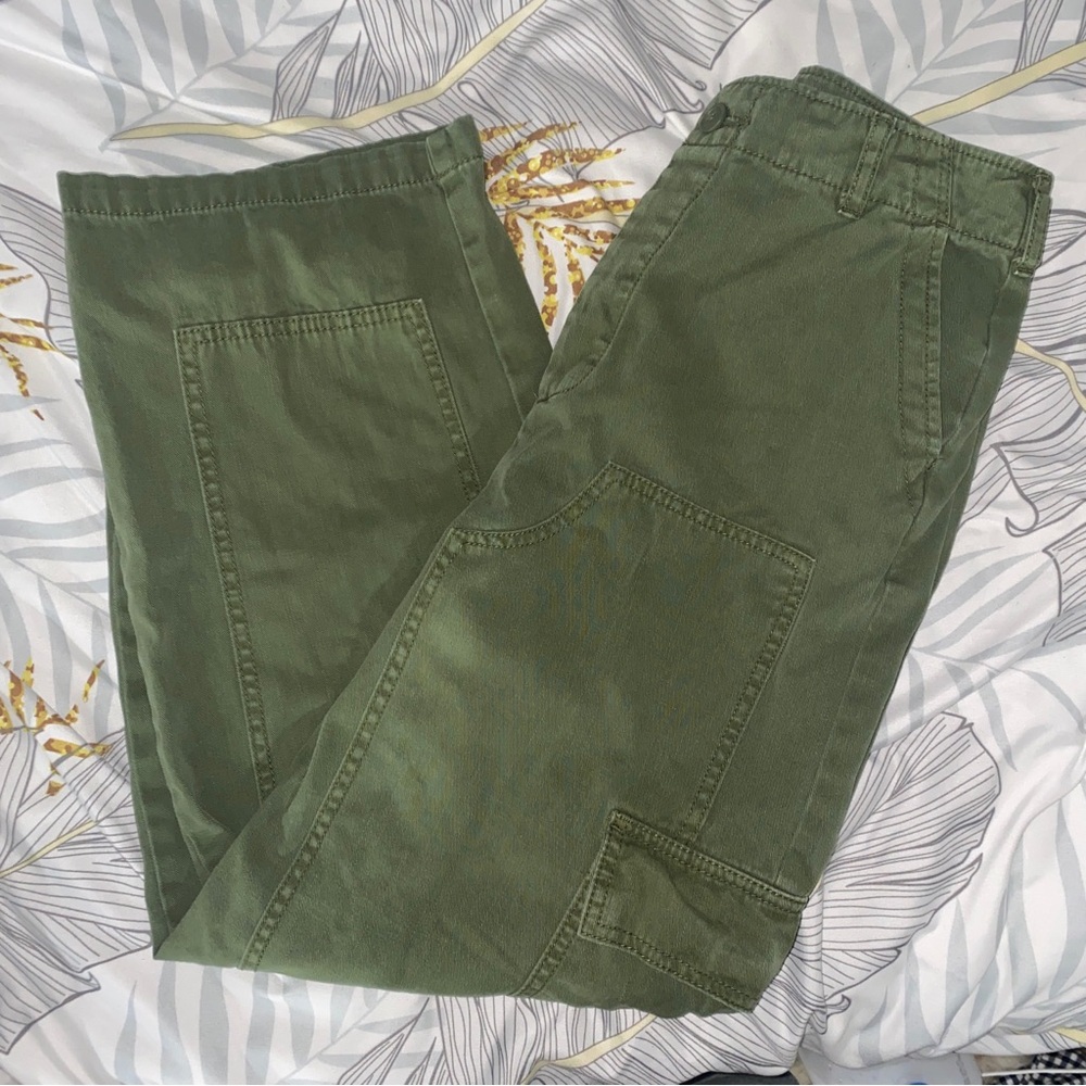 Universal Thread Crop High Waist Cargos